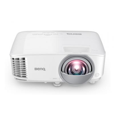 MX825STH Projector