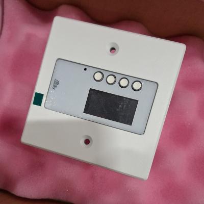 EC-4B (White-EU) - Clearance