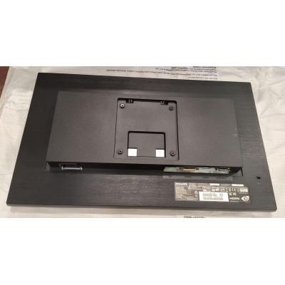 22" 222S1AE/00 Monitor Clearance - Box D