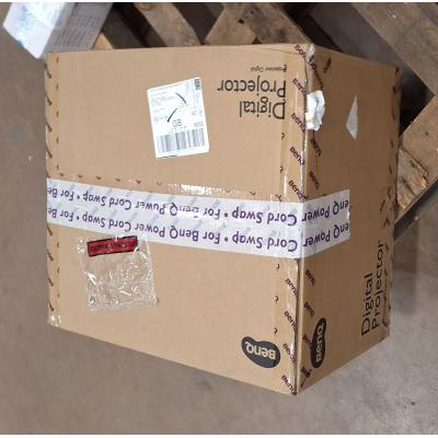 LU935ST Projector - Clearance Product
