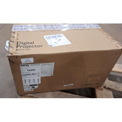 LU935ST Projector - Clearance Product