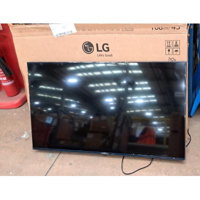 43" 43UN640S Commercial TV - Clearance