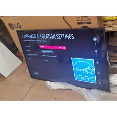 55" 55UL3Q-E Commercial Display - Clearance