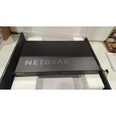 M4250-26G4F-POE+ - Clearance Product