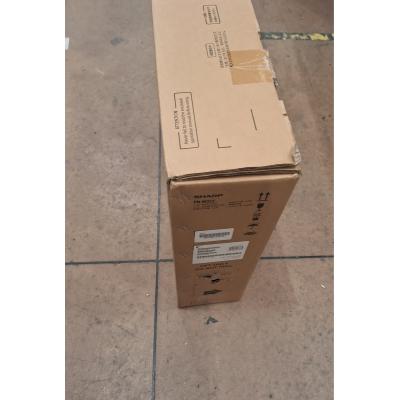 32" MultiSync M322 Display - Clearance