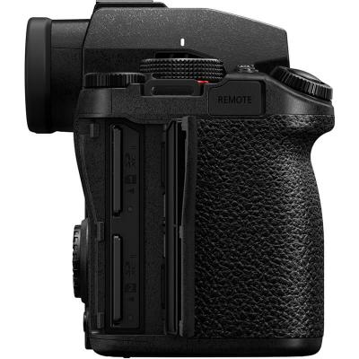 LUMIX DC-S5II